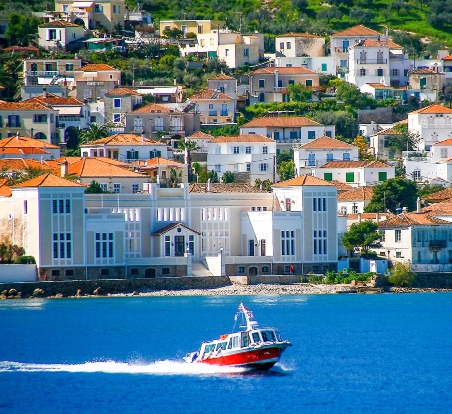 Ακτοπλοϊκά Για Σπέτσες